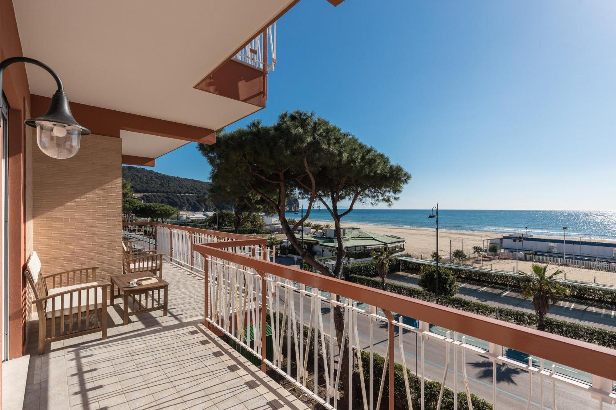 A Casa Di Monachella Villa Gaeta Bagian luar foto